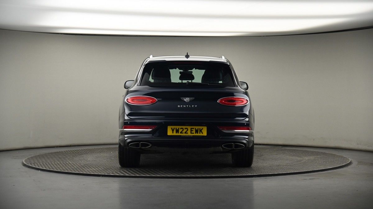 Bentley Bentayga Image 17