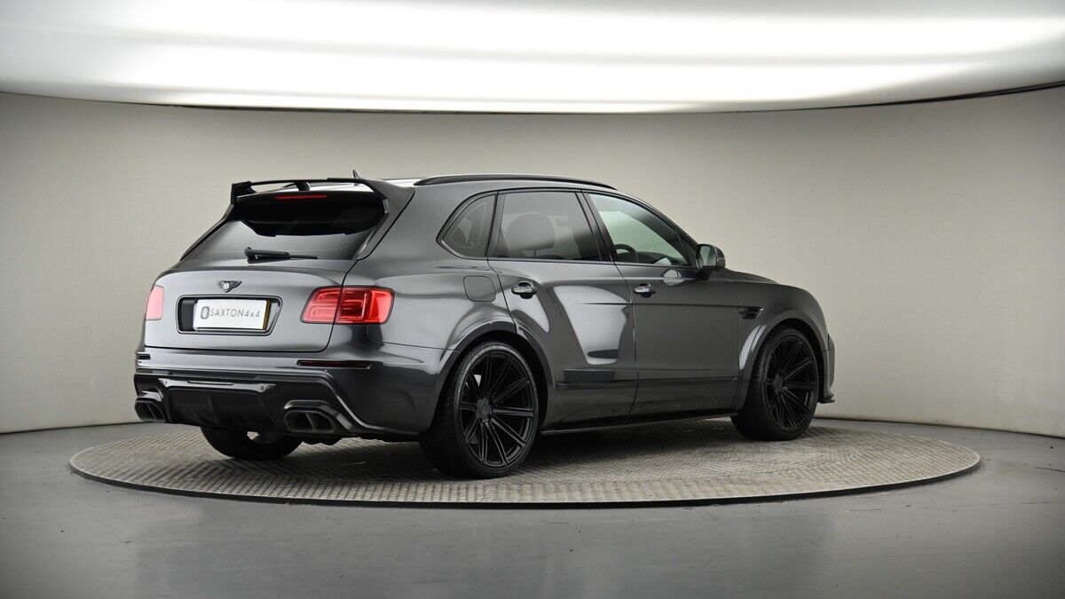 Bentley Bentayga Image 7