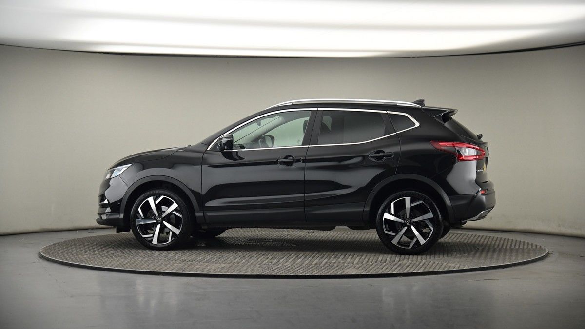 More views of Nissan Qashqai