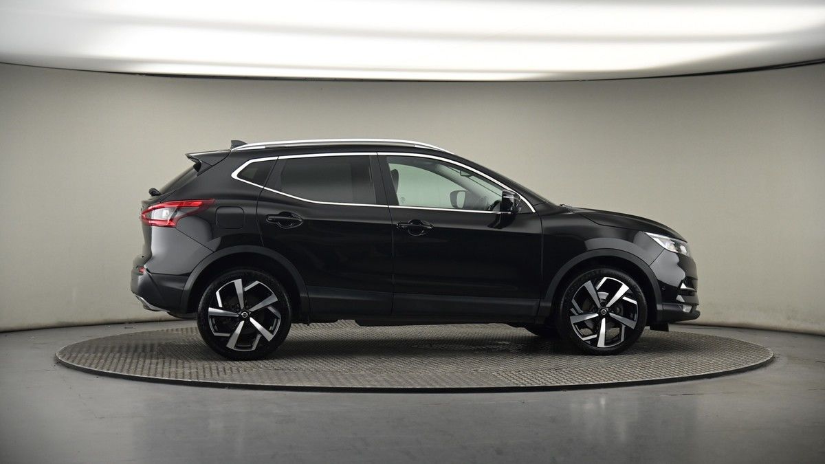 More views of Nissan Qashqai