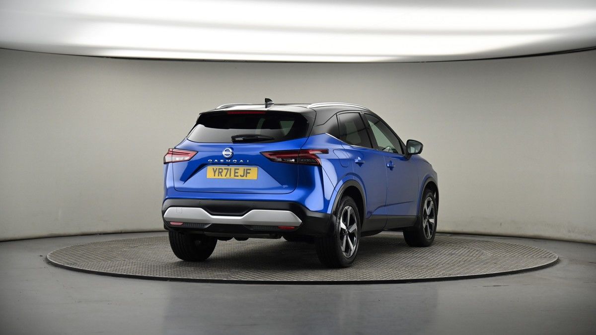 More views of Nissan Qashqai