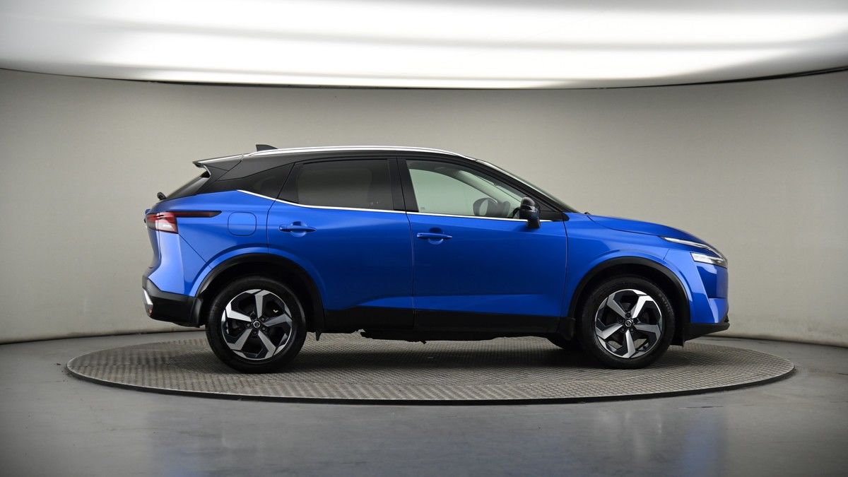 More views of Nissan Qashqai