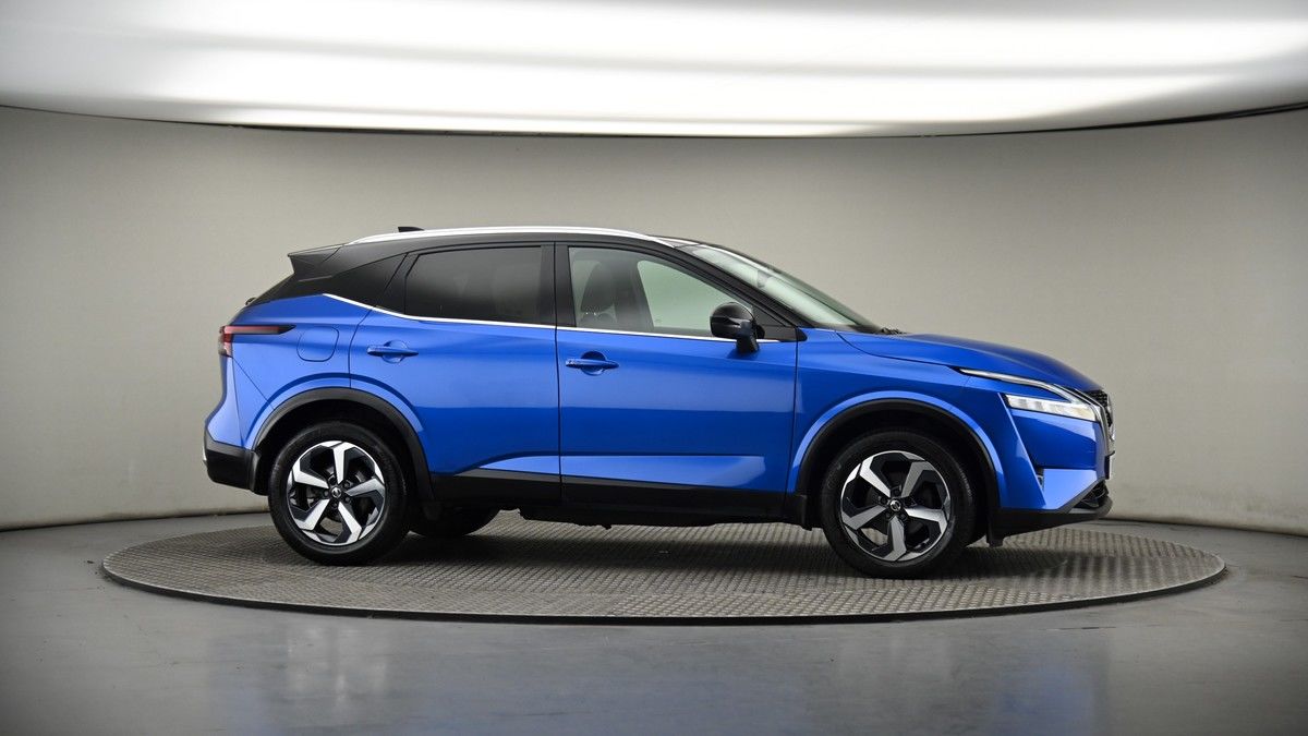 More views of Nissan Qashqai