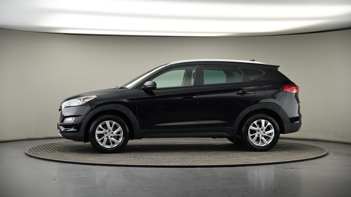 More views of Hyundai TUCSON