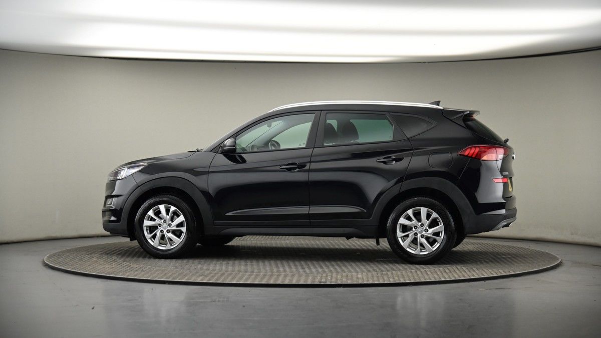 More views of Hyundai TUCSON