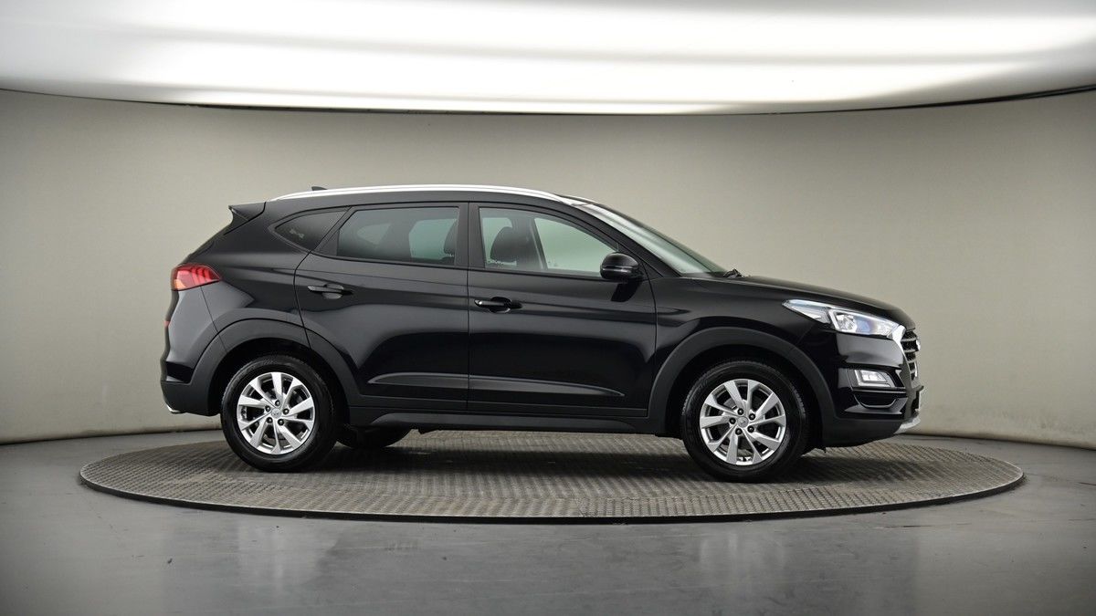 More views of Hyundai TUCSON