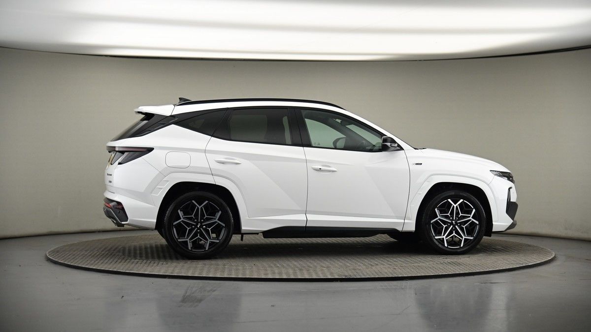 More views of Hyundai TUCSON