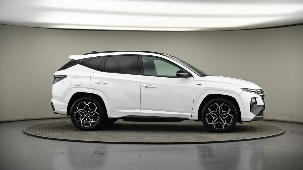 More views of Hyundai TUCSON