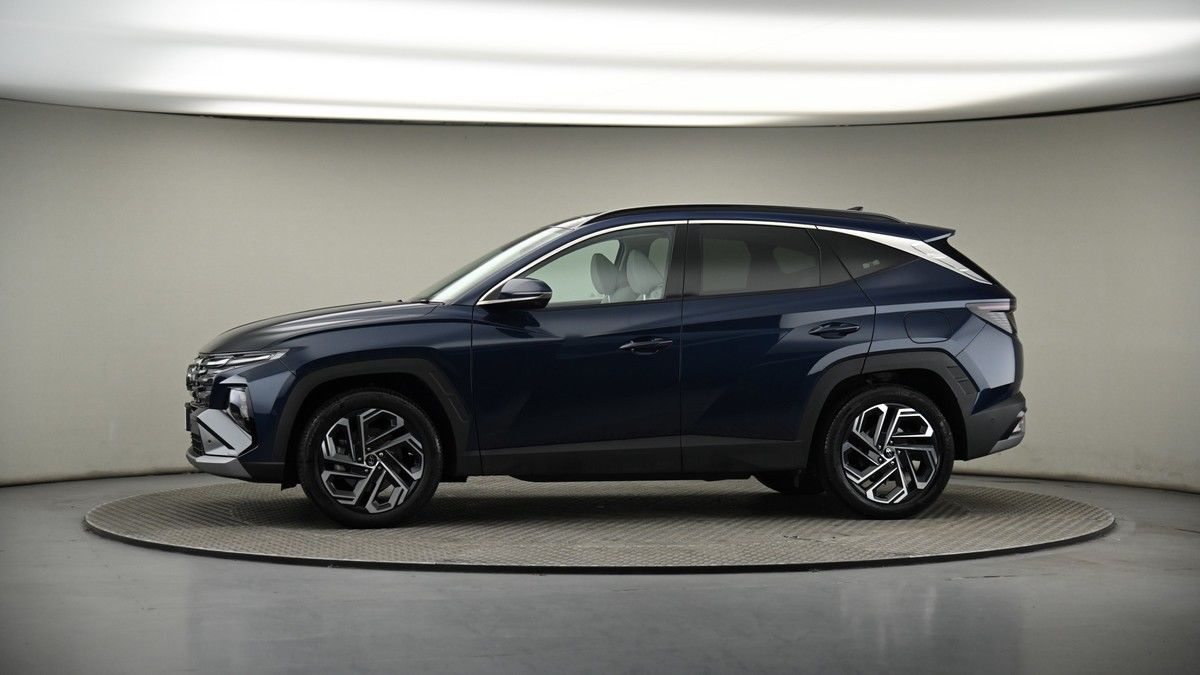More views of Hyundai TUCSON