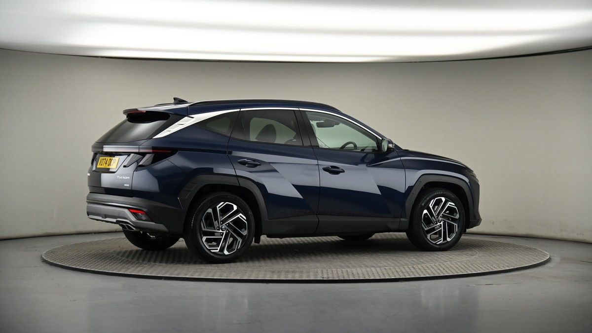 More views of Hyundai TUCSON