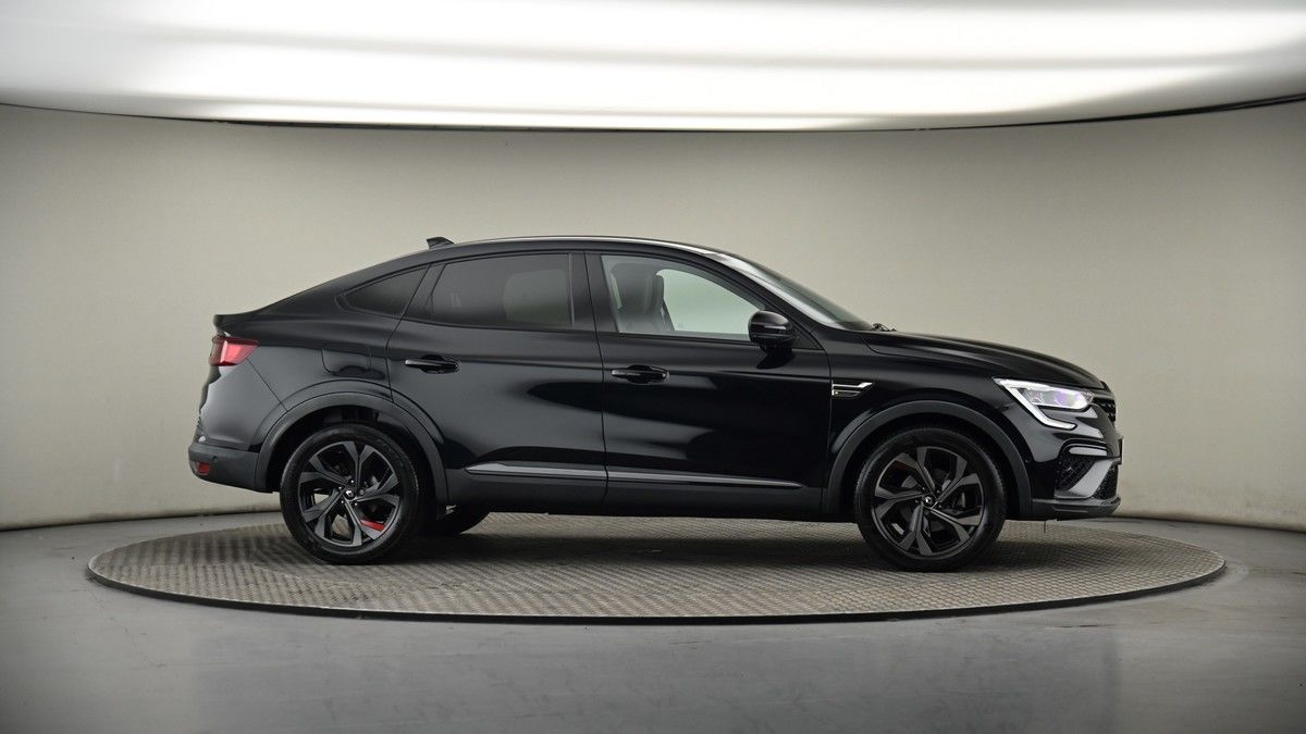 More views of Renault Arkana