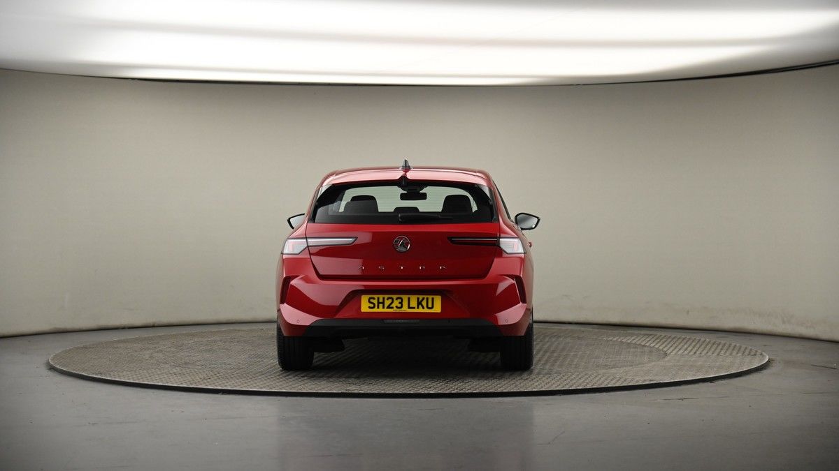 Vauxhall Astra Image 17
