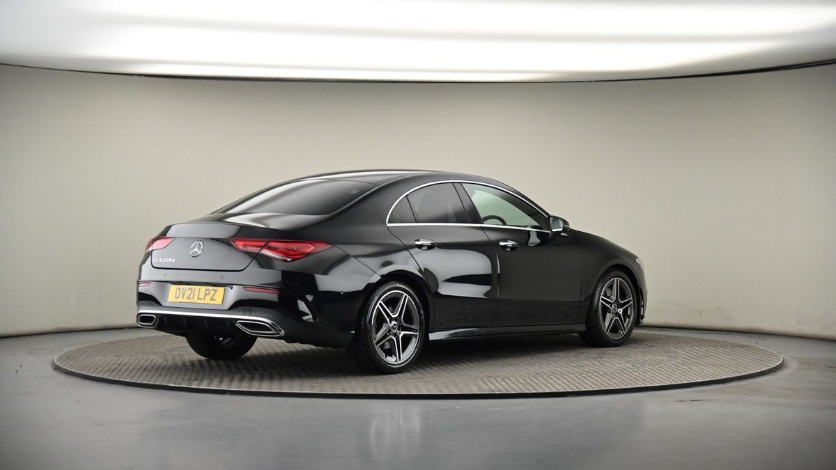 Mercedes-Benz CLA Image 6
