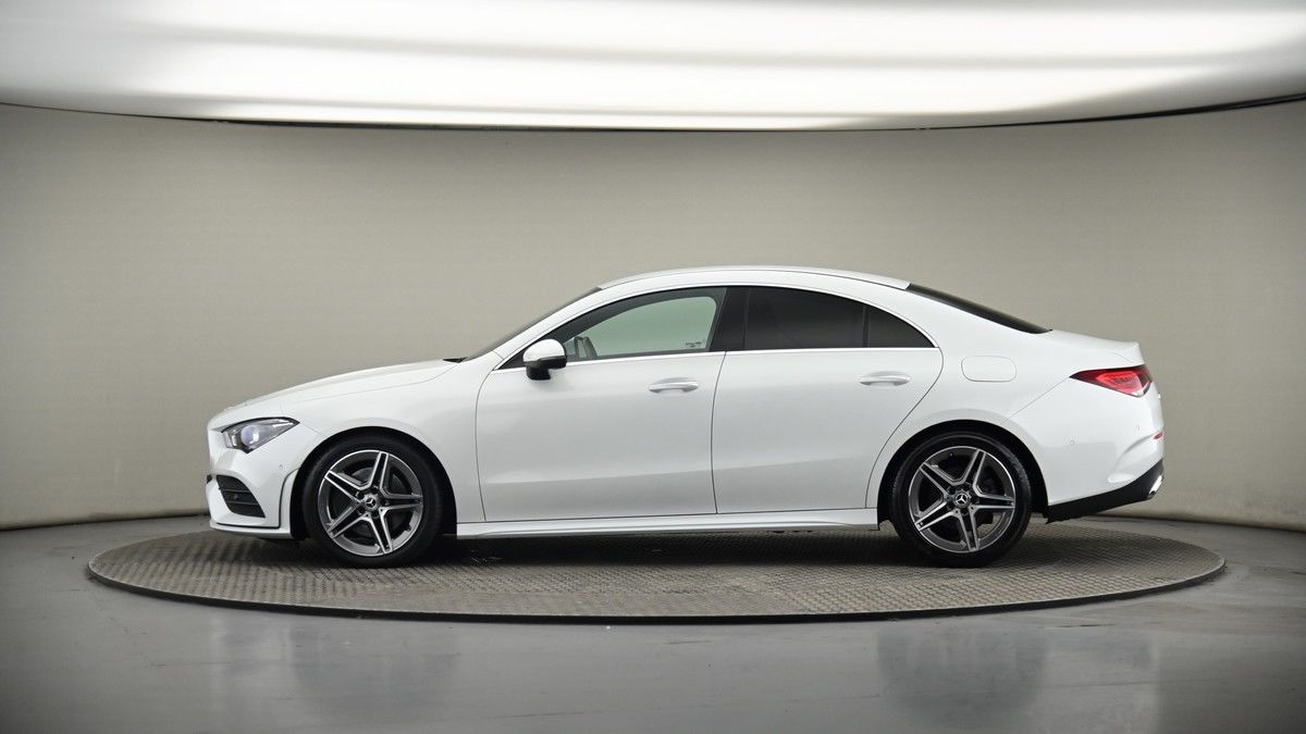 Mercedes-Benz CLA Image 19