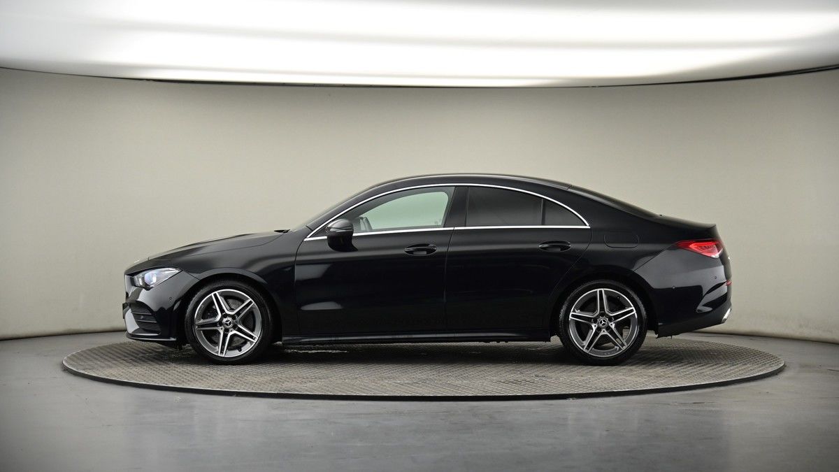 Mercedes-Benz CLA Image 19