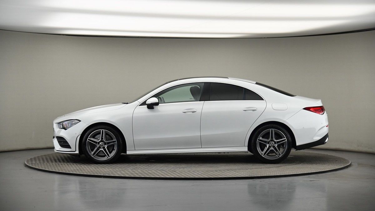 Mercedes-Benz CLA Image 19