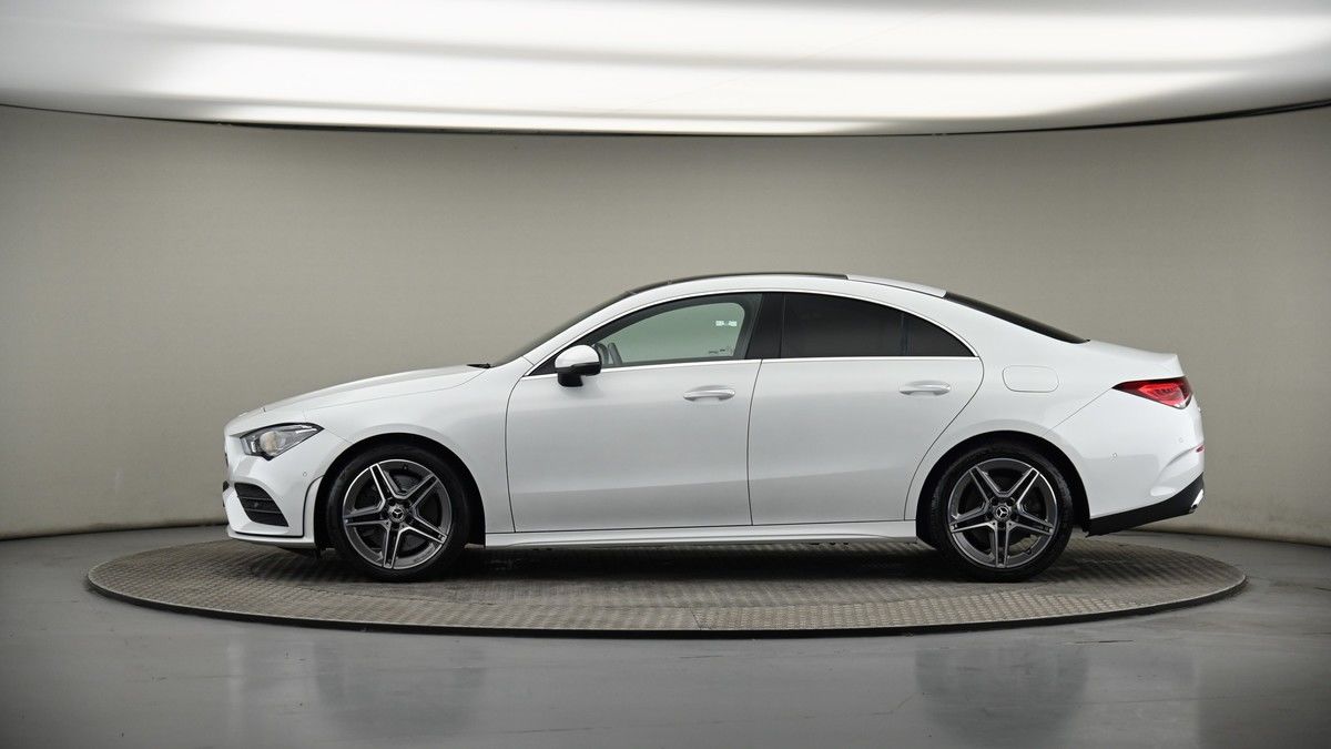 Mercedes-Benz CLA Image 19