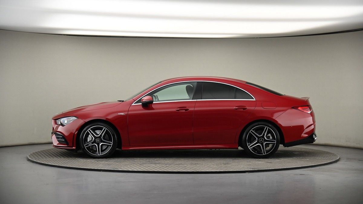Mercedes-Benz CLA Image 18