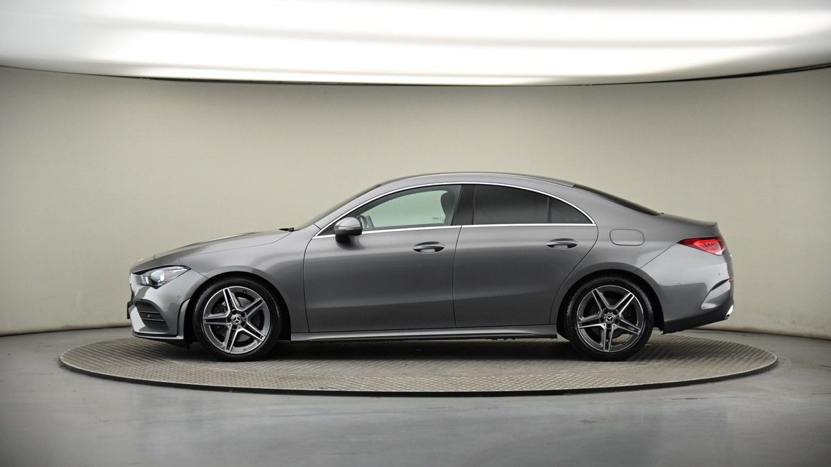 Mercedes-Benz CLA Image 18