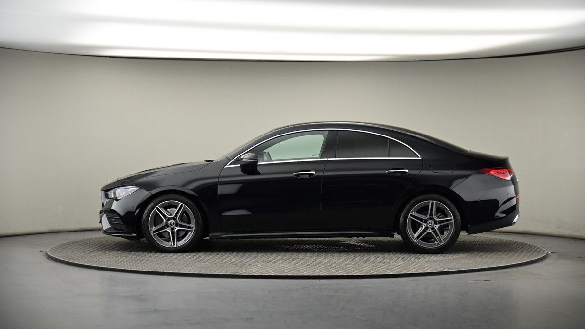 Mercedes-Benz CLA Image 19