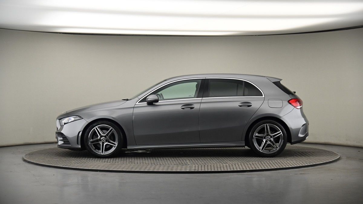 Mercedes-Benz A Class Image 18
