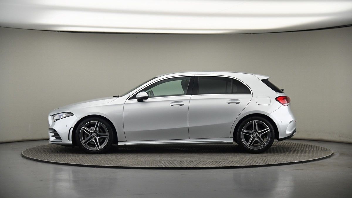 Mercedes-Benz A Class Image 18