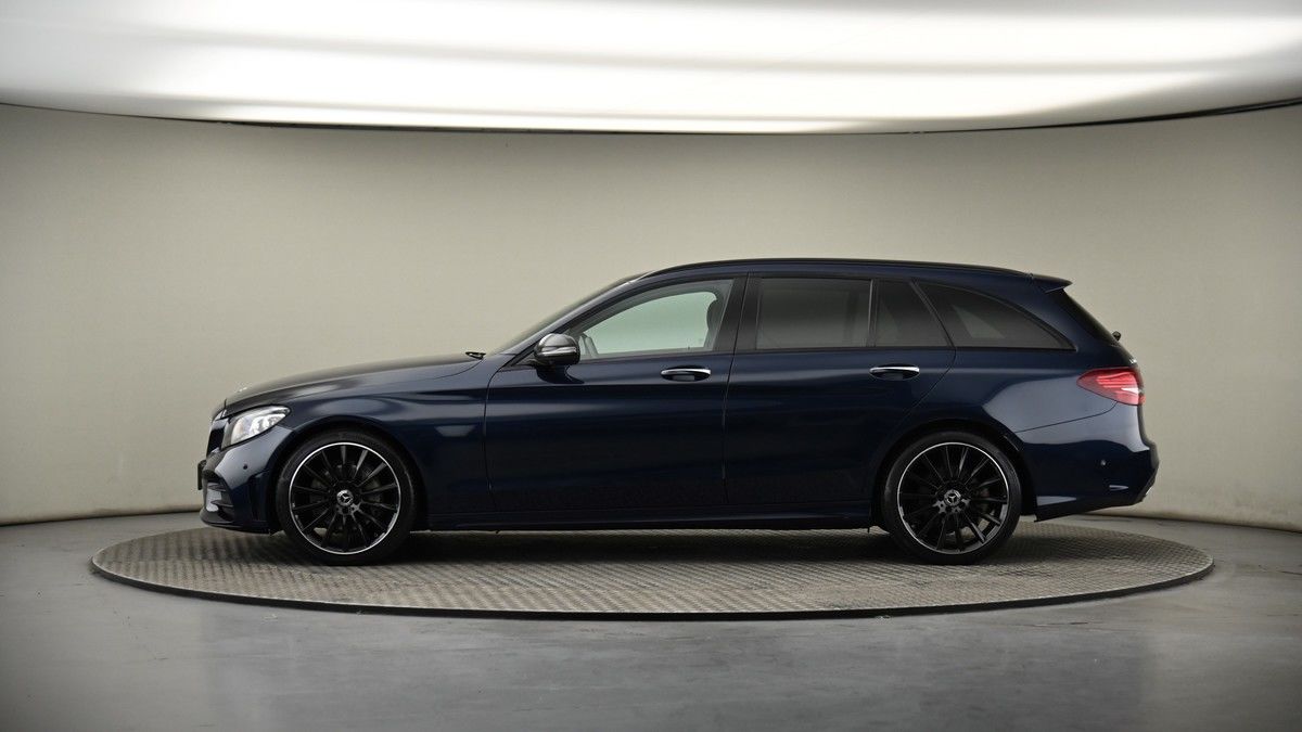 Mercedes-Benz C Class Image 19