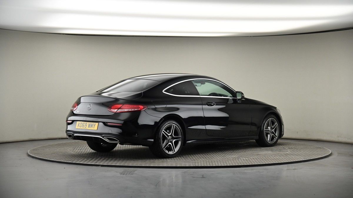 Mercedes-Benz C Class Image 7