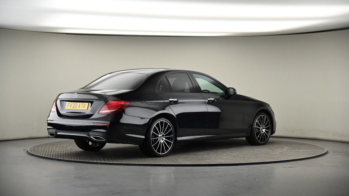 Mercedes-Benz E Class Image 7