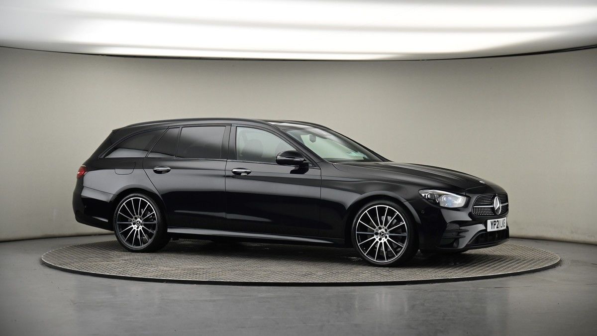 Mercedes-Benz E Class Image 6