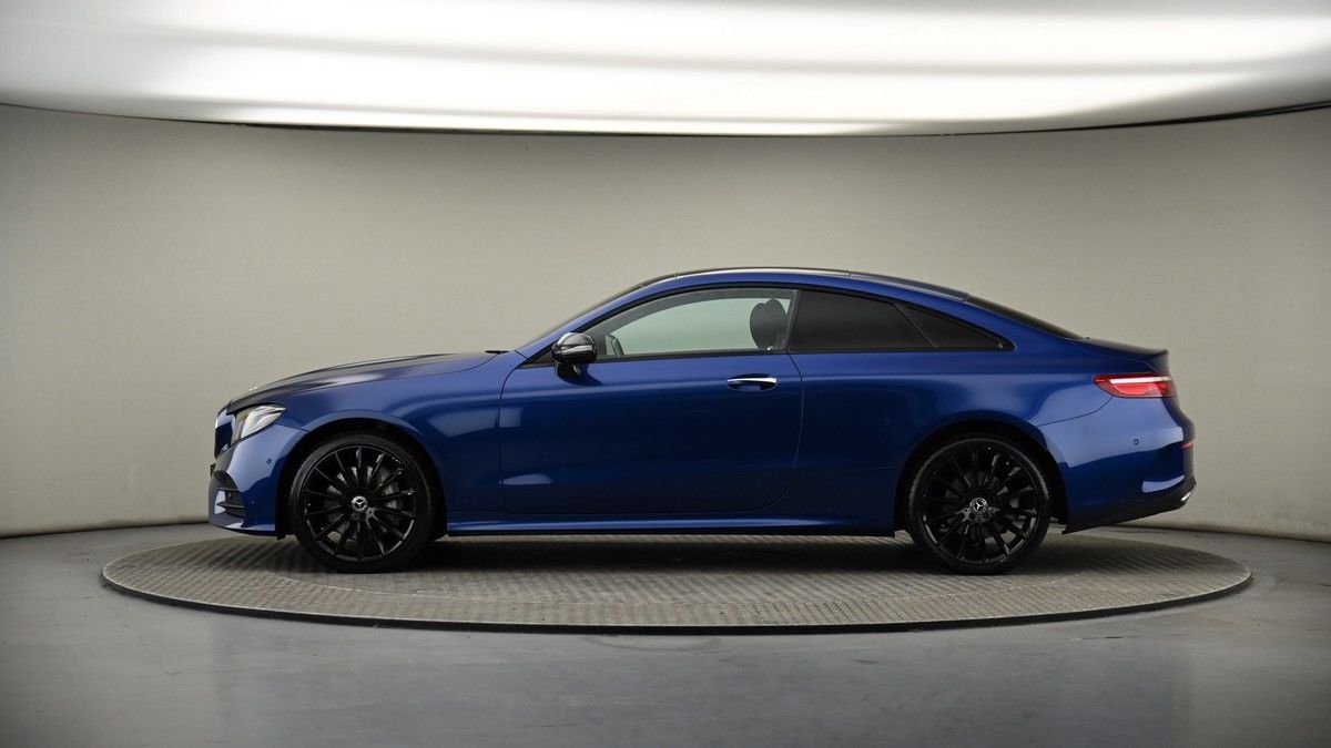 Mercedes-Benz E Class Image 19