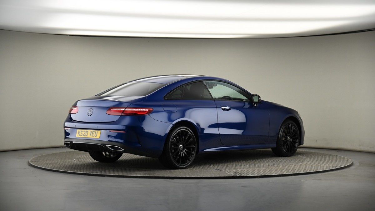 Mercedes-Benz E Class Image 7