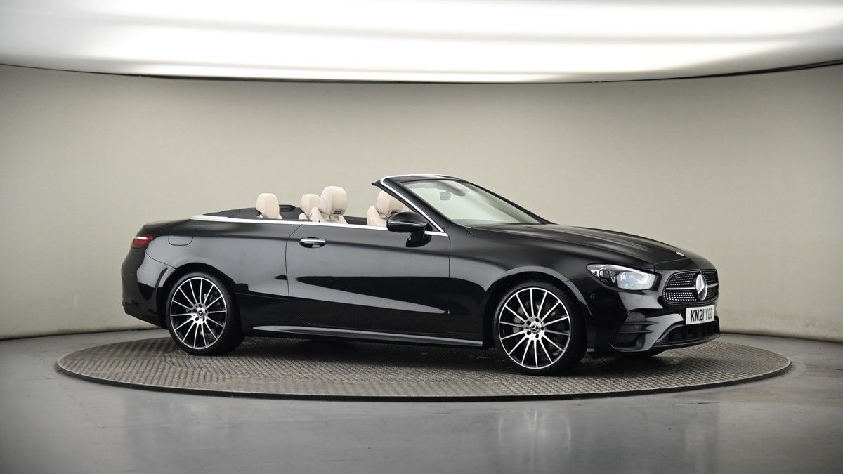 Mercedes-Benz E Class Image 6