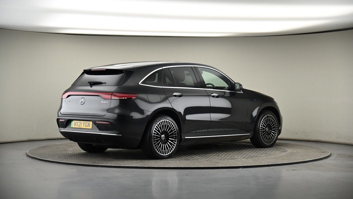 Mercedes-Benz EQC Image 7