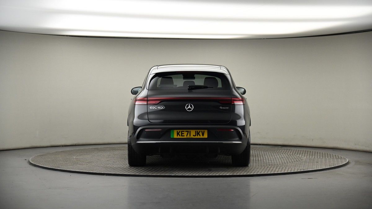 Mercedes-Benz EQC Image 16