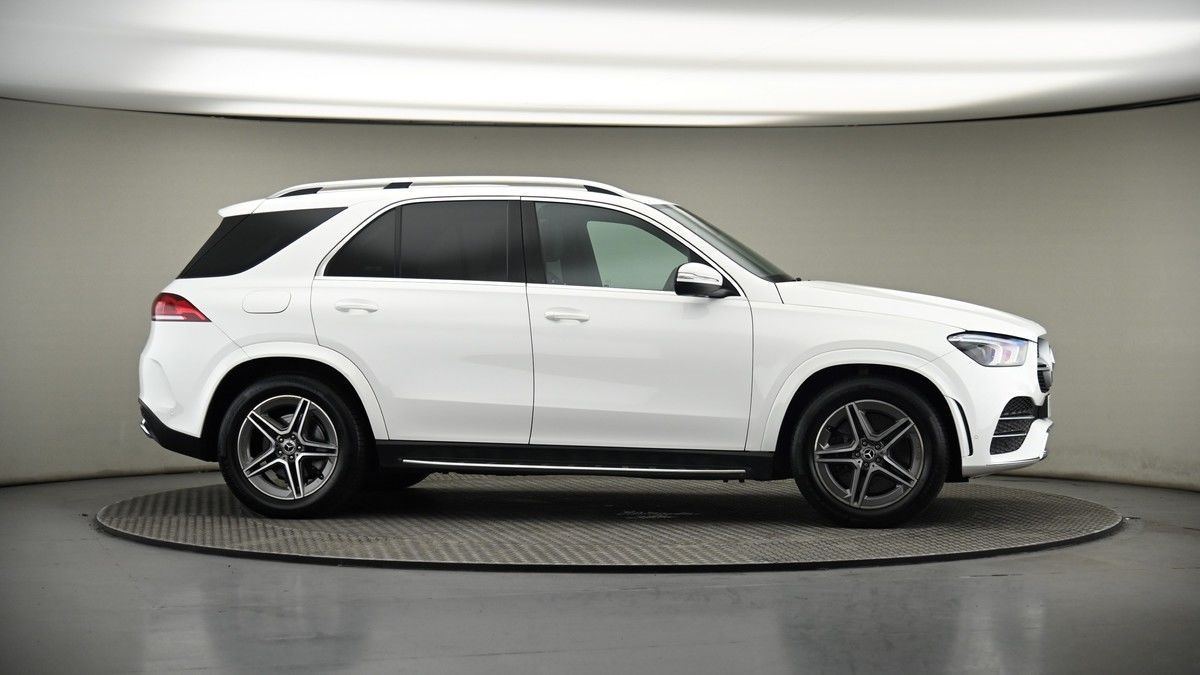 More views of Mercedes-Benz GLE