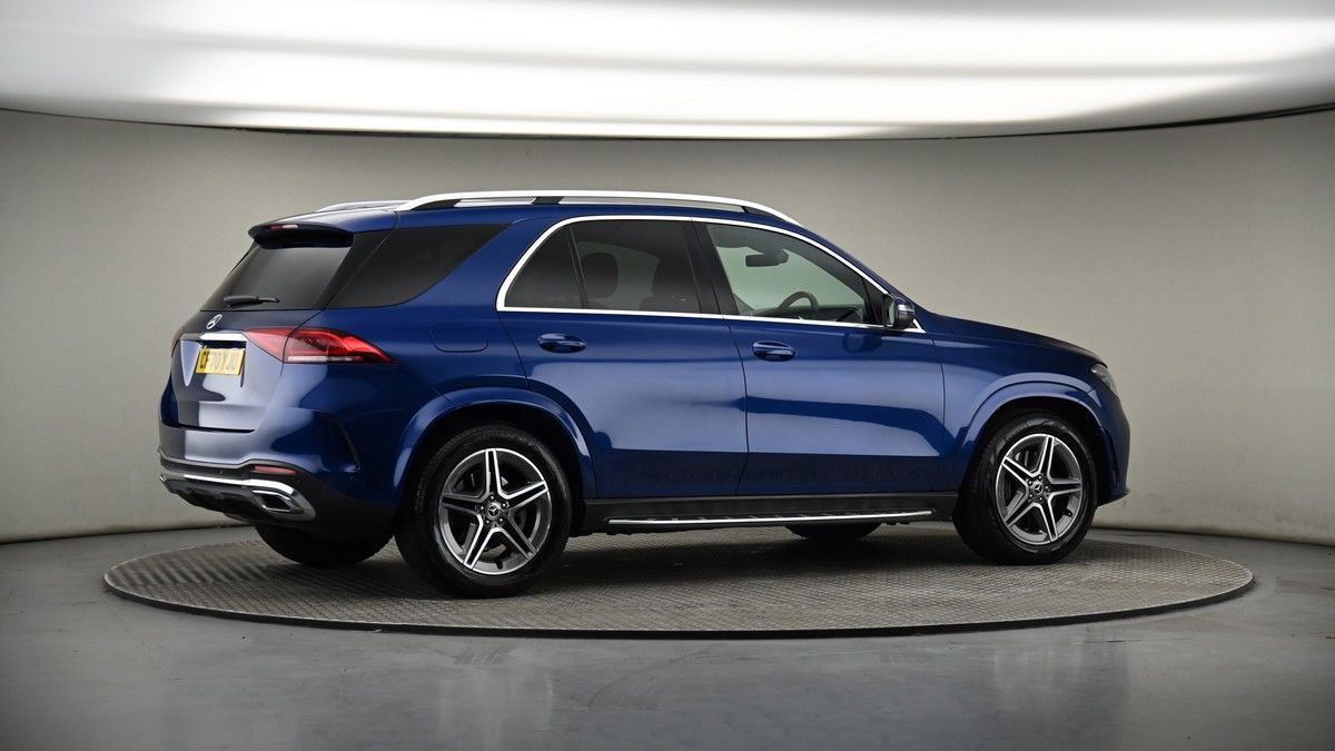 More views of Mercedes-Benz GLE