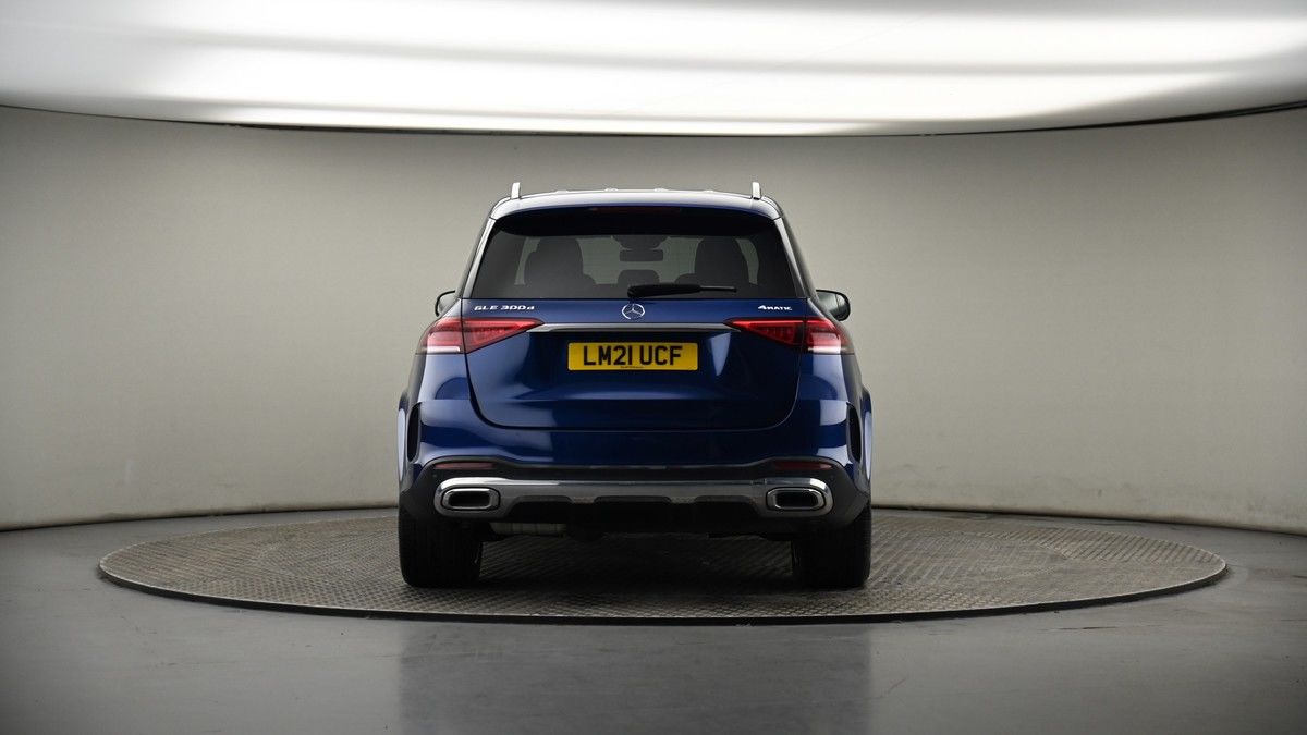 Mercedes-Benz GLE Image 17