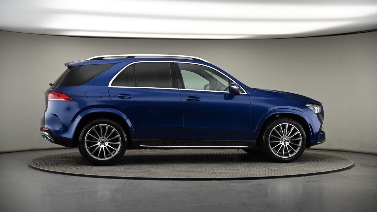 More views of Mercedes-Benz GLE