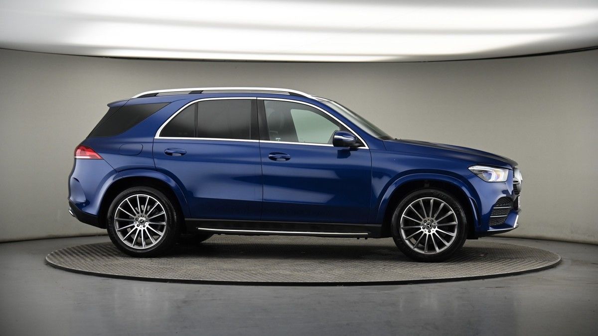 More views of Mercedes-Benz GLE