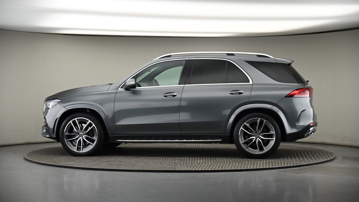 More views of Mercedes-Benz GLE