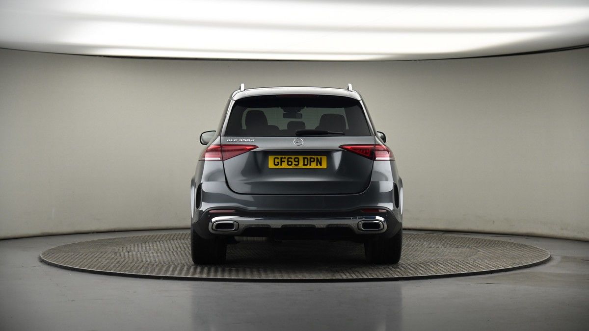 Mercedes-Benz GLE Image 17