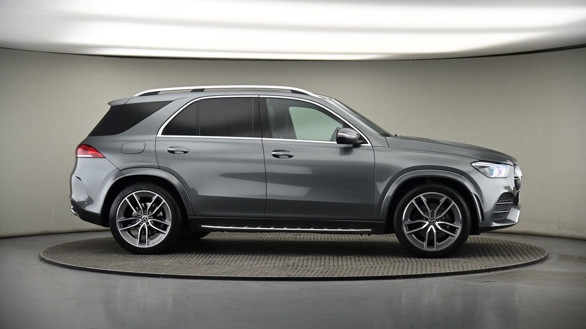 More views of Mercedes-Benz GLE