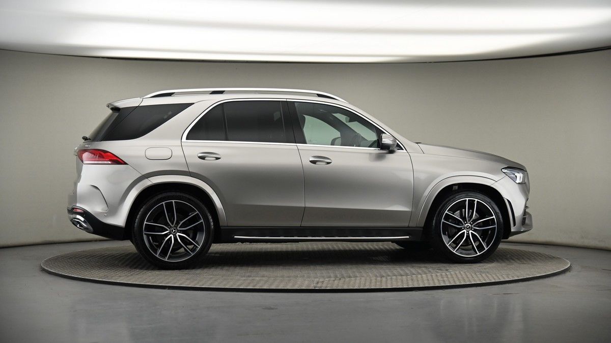 More views of Mercedes-Benz GLE