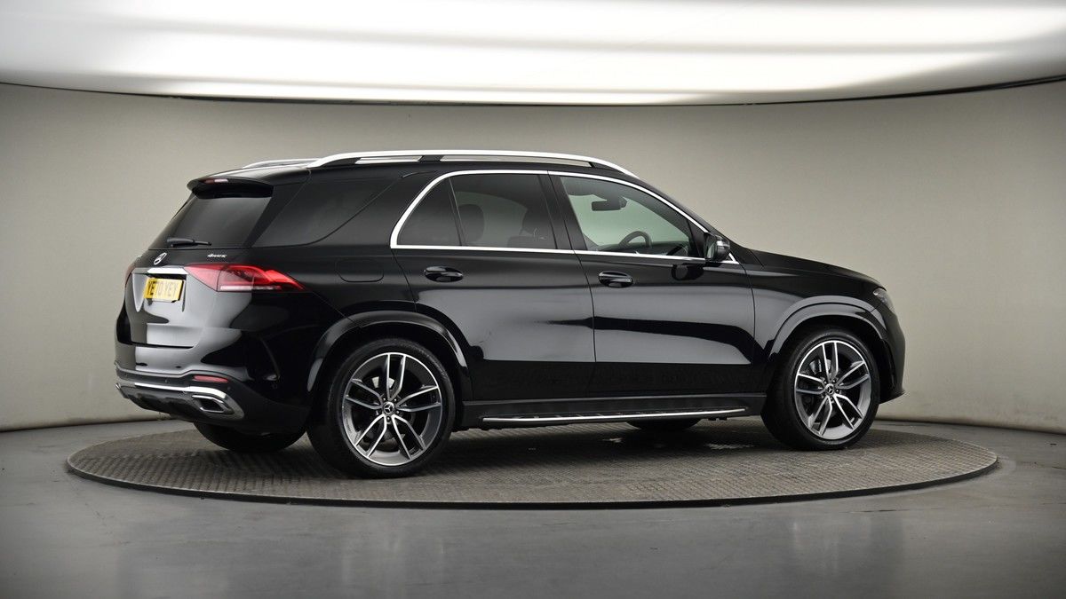 More views of Mercedes-Benz GLE