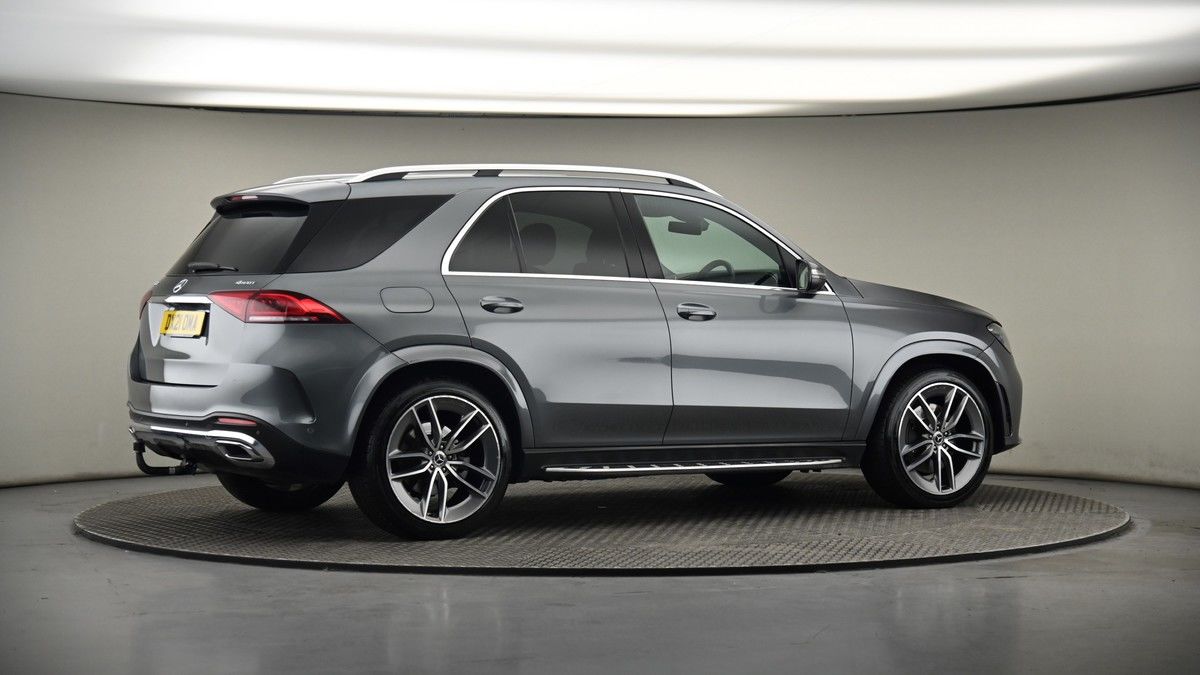 More views of Mercedes-Benz GLE