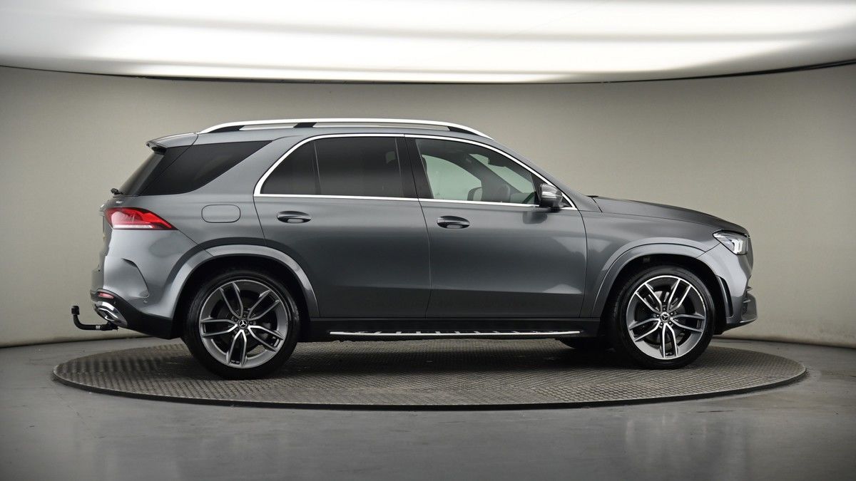 More views of Mercedes-Benz GLE