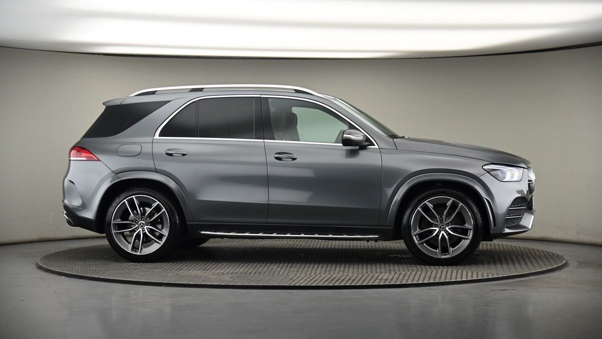 More views of Mercedes-Benz GLE