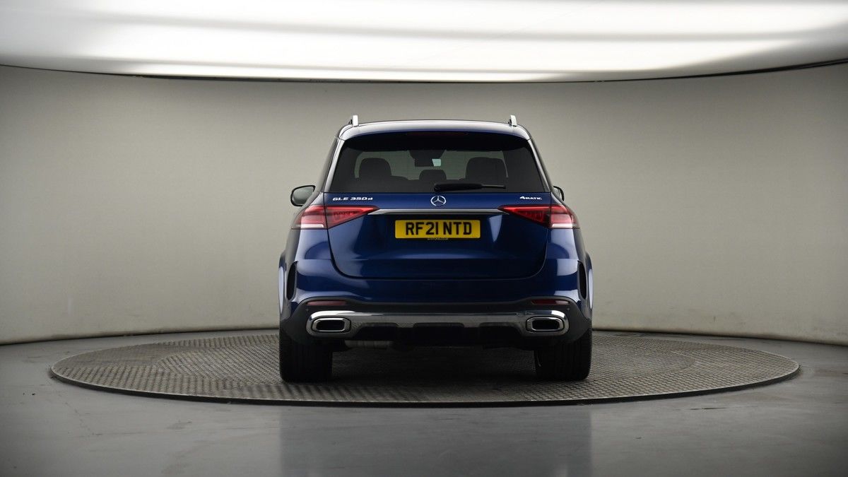 Mercedes-Benz GLE Image 17