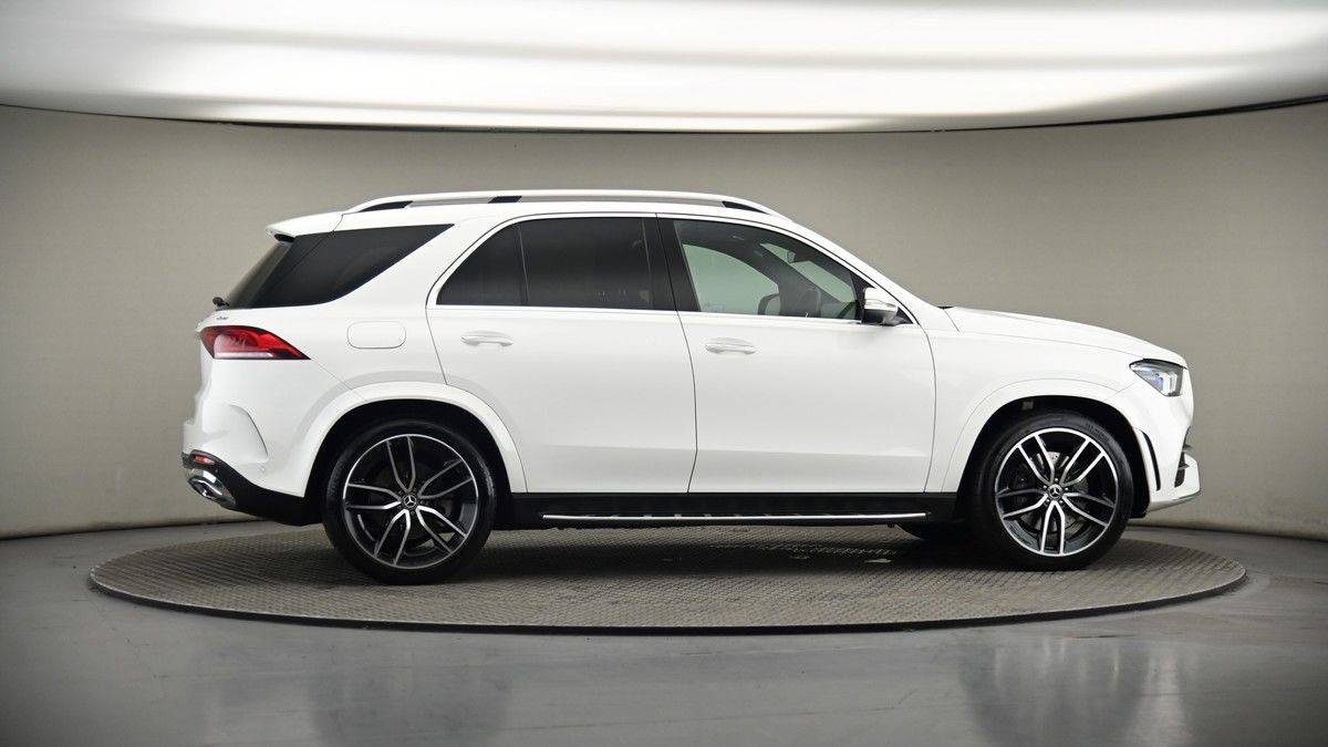More views of Mercedes-Benz GLE